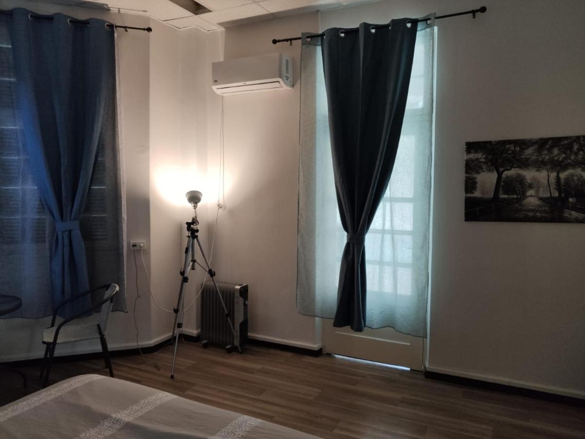 City Hall Hostel Haïfa Extérieur photo